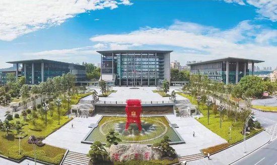 股票讨论交流最大的平台 300亿泸州酒王，停货过坎