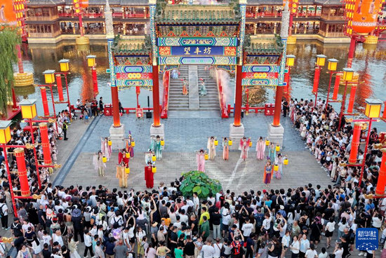 合法股票配资 河北丰南：河头老街旅游赏百戏